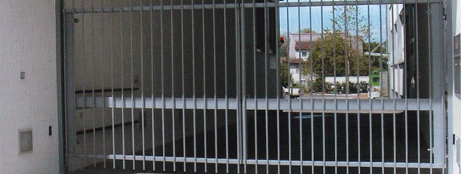 Sicherung einer Durchfahrt Sicherung einer Durchfahrt