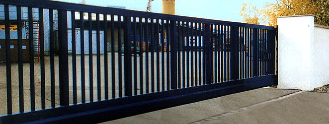 großes Industriehoftor freitragend großes Industriehoftor freitragend