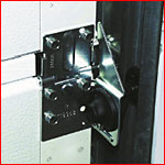 Detail Seitenscharnier mit Laufrolle